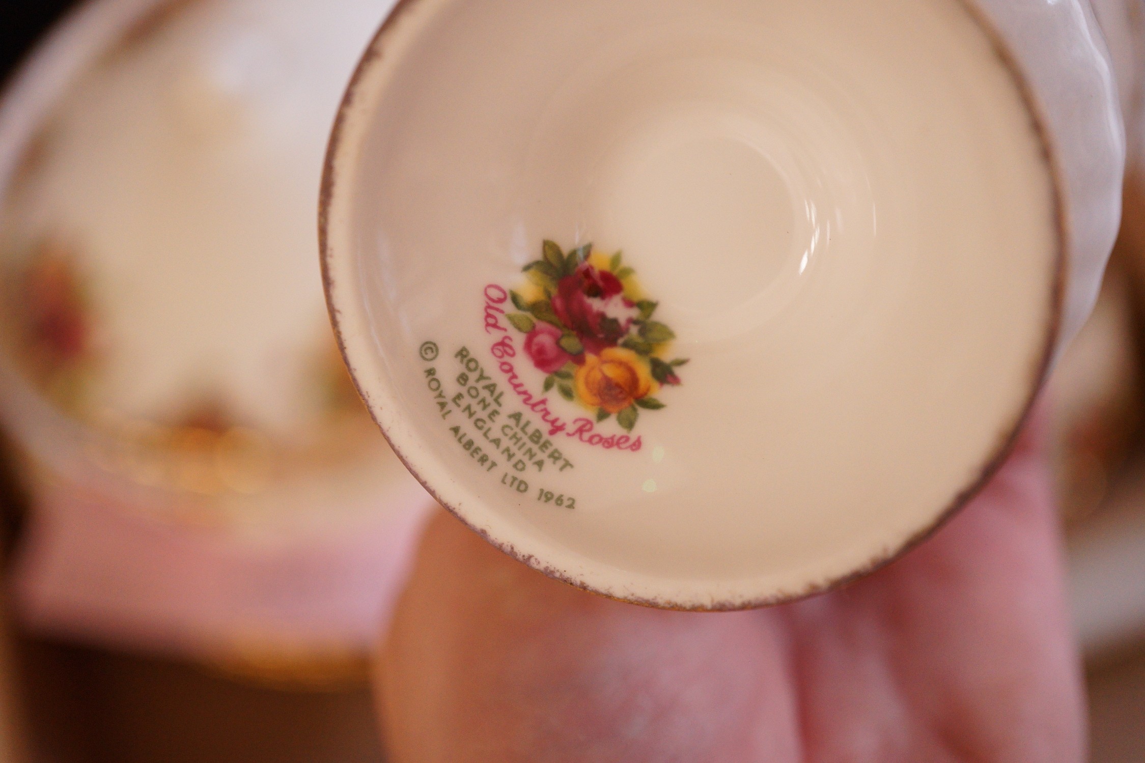 A Royal Albert Old Country Roses tea and dinner service